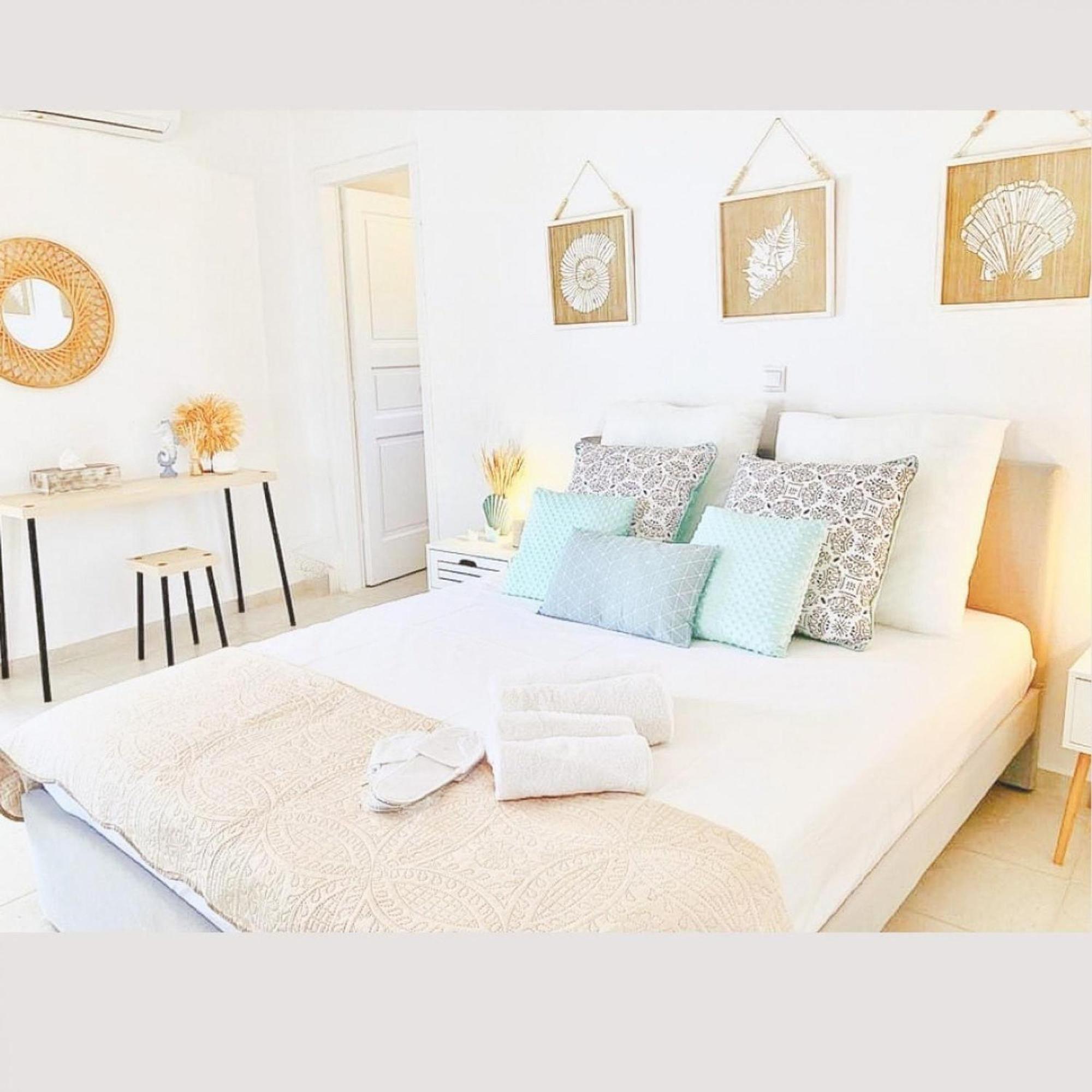Naira Family Suites Mykonos Mykonos Town エクステリア 写真